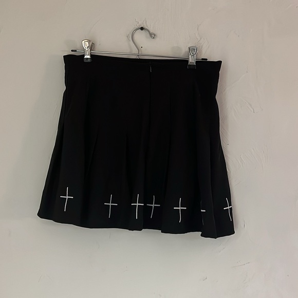 Gothic Pleated Midnight Cross Skort, Size L, Black/White, NWOT - Picture 2 of 10